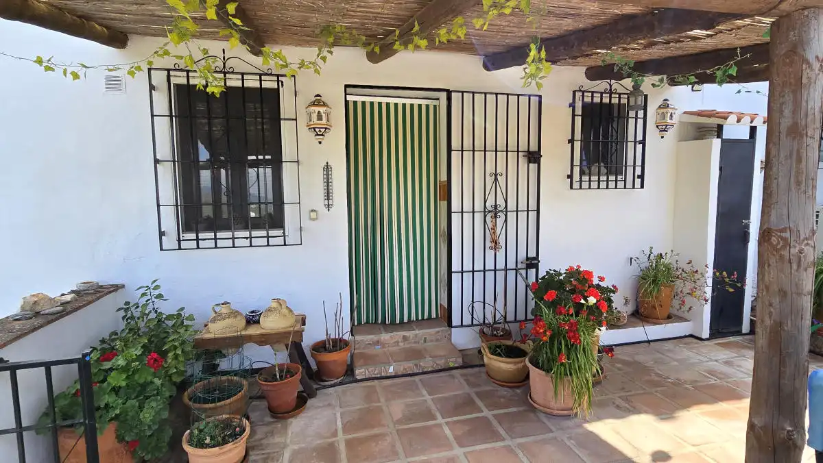 Casa rústica amb jardí en venda a Cómpeta, imagen 36