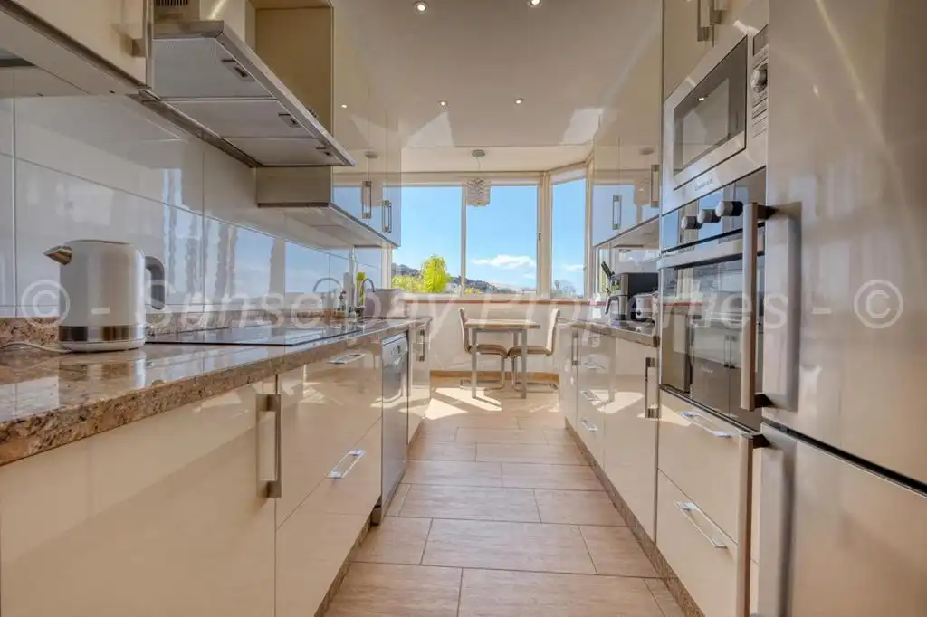Flat for sale in Lajial ,Urb Playa De La Arena, Puerto de Santiago