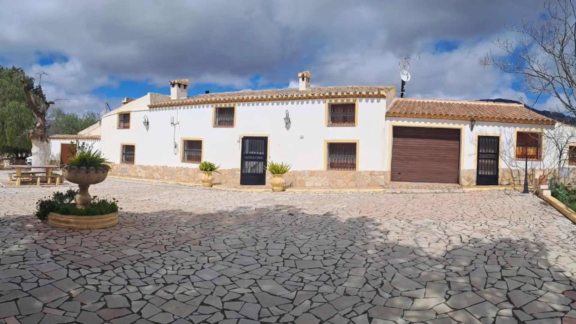 Vista exterior de Casa o chalet en venta en Vélez-Blanco