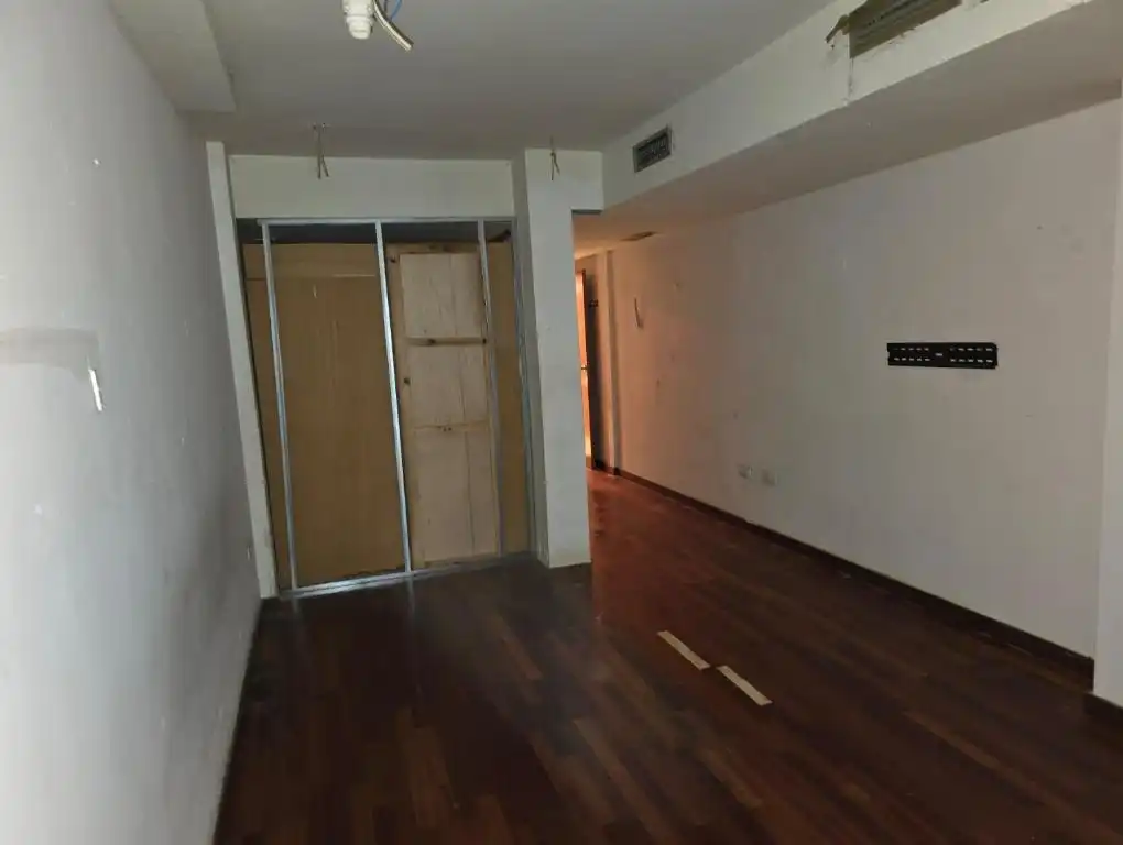 Local comercial en venda a Carrer de Benavent 14, imagen 2