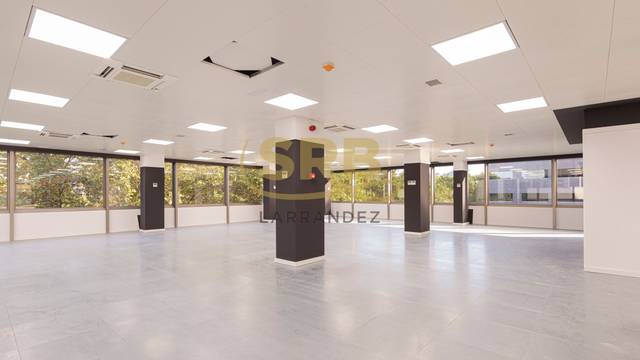 Oficina en Alquiler en N/A en Barri de les Corts