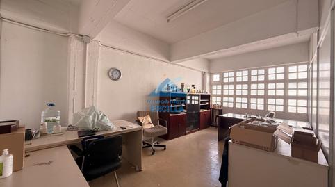 Foto 4 von Fabrikhallen zum Verkauf in Mala Estrata, 4, Basurtu, Bilbao