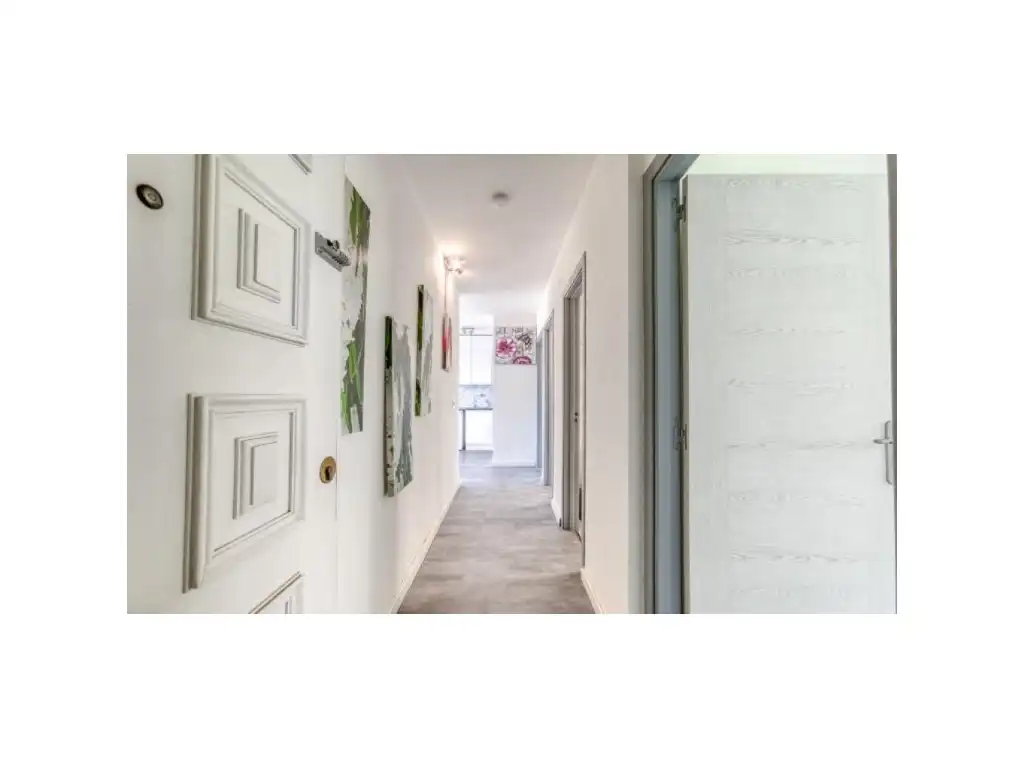 Piso con ascensor en venta en Calle De Merce Rodoreda 1, imagen 9