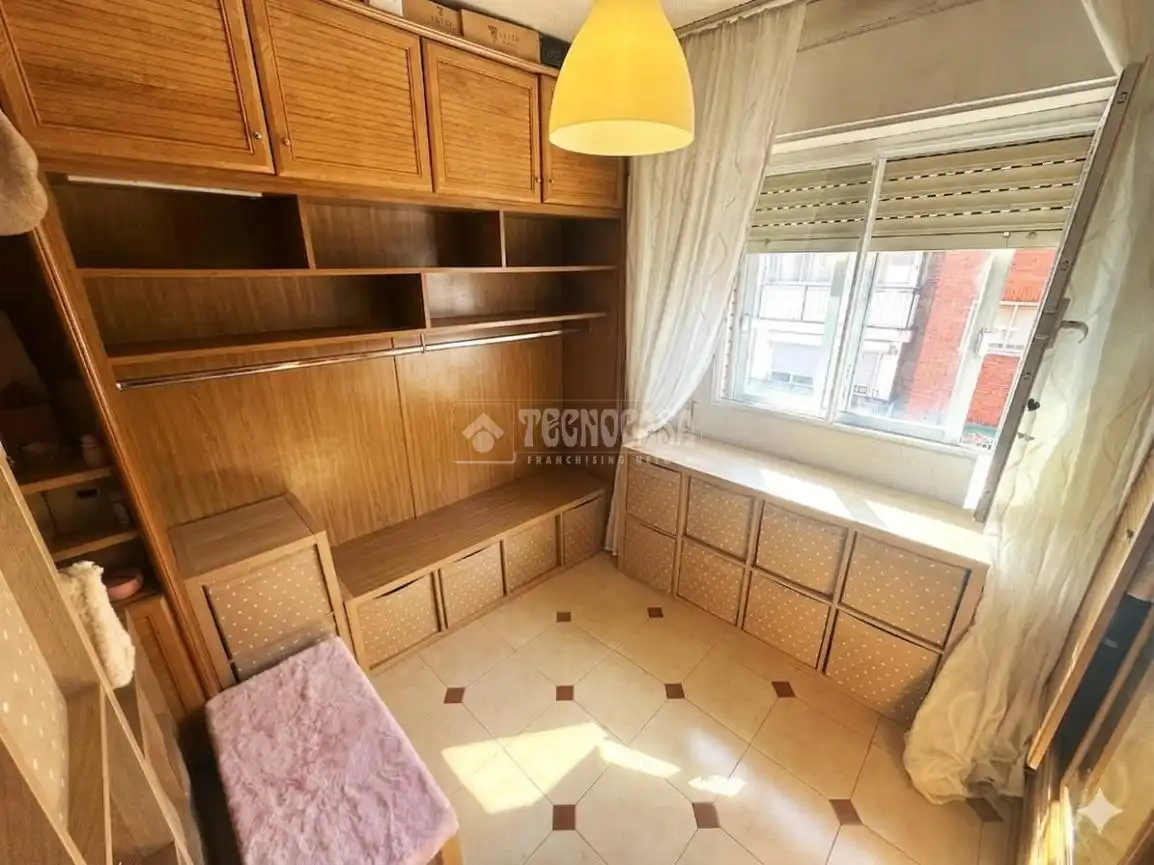 Schlafzimmer von Wohnung zum Verkauf in Madrid mit Klimaanlage und Terrasse