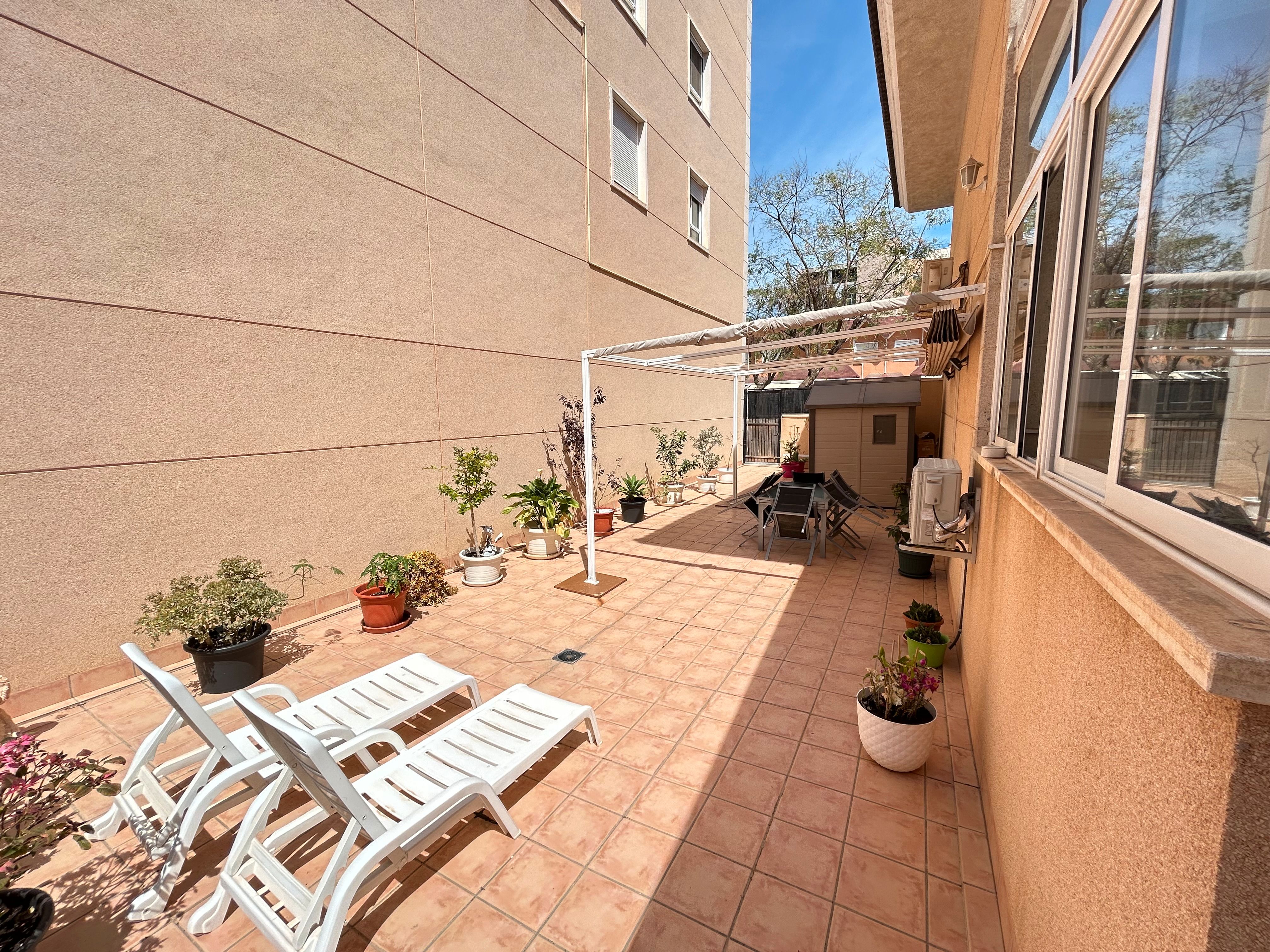 Terrace of House or chalet for sale in Elche / Elx  with Air Conditioner, Terrace and Furnished