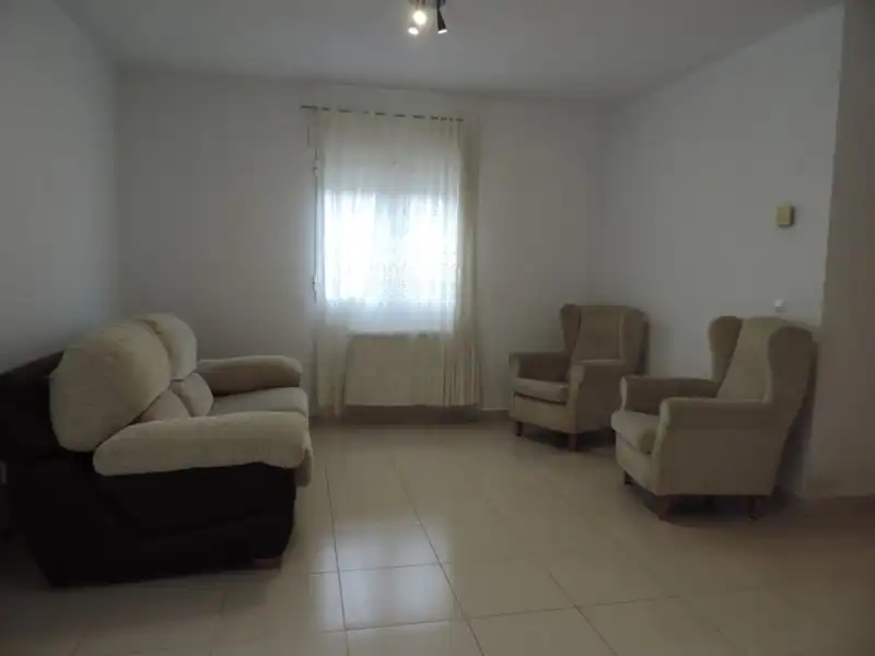 Sala de estar de Casa o chalet en venta en Mondéjar con Calefacción y Terraza