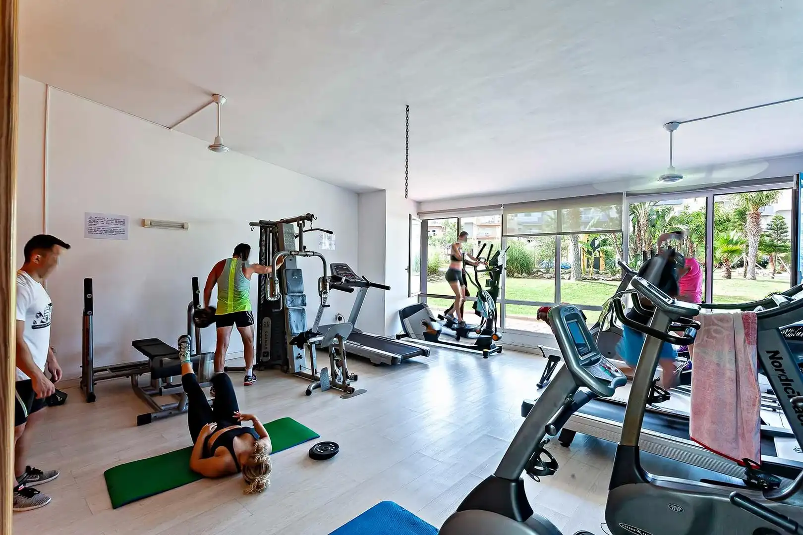 Ático en venta en El Ejido con Aire acondicionado, Terraza y Trastero