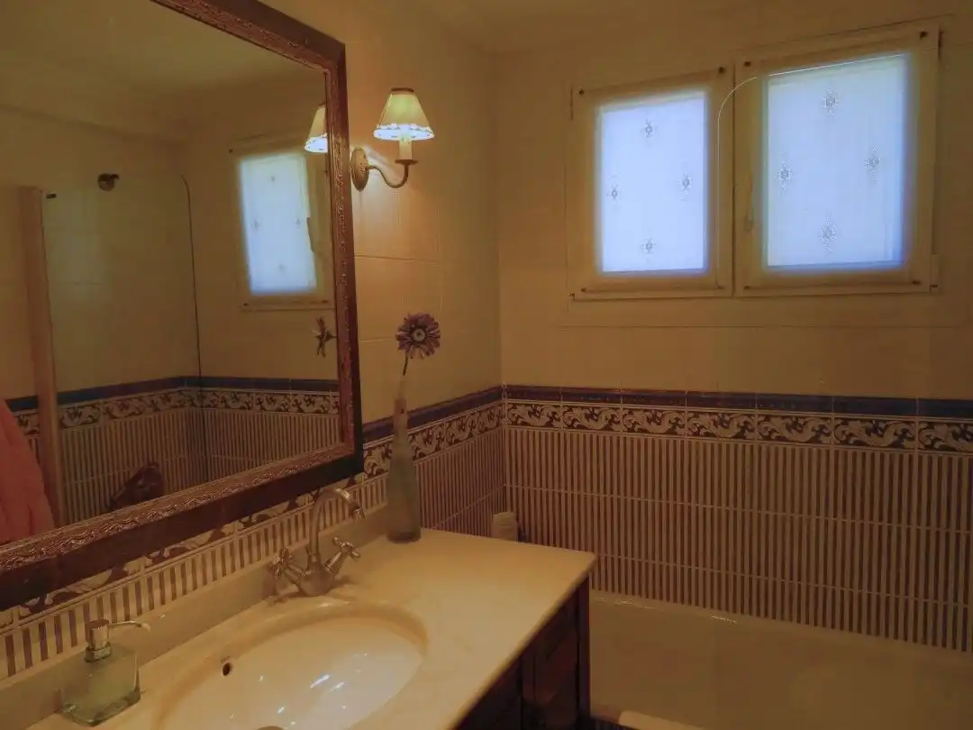 Bathroom of Flat for rent in Sopela  with Heating and Terrace