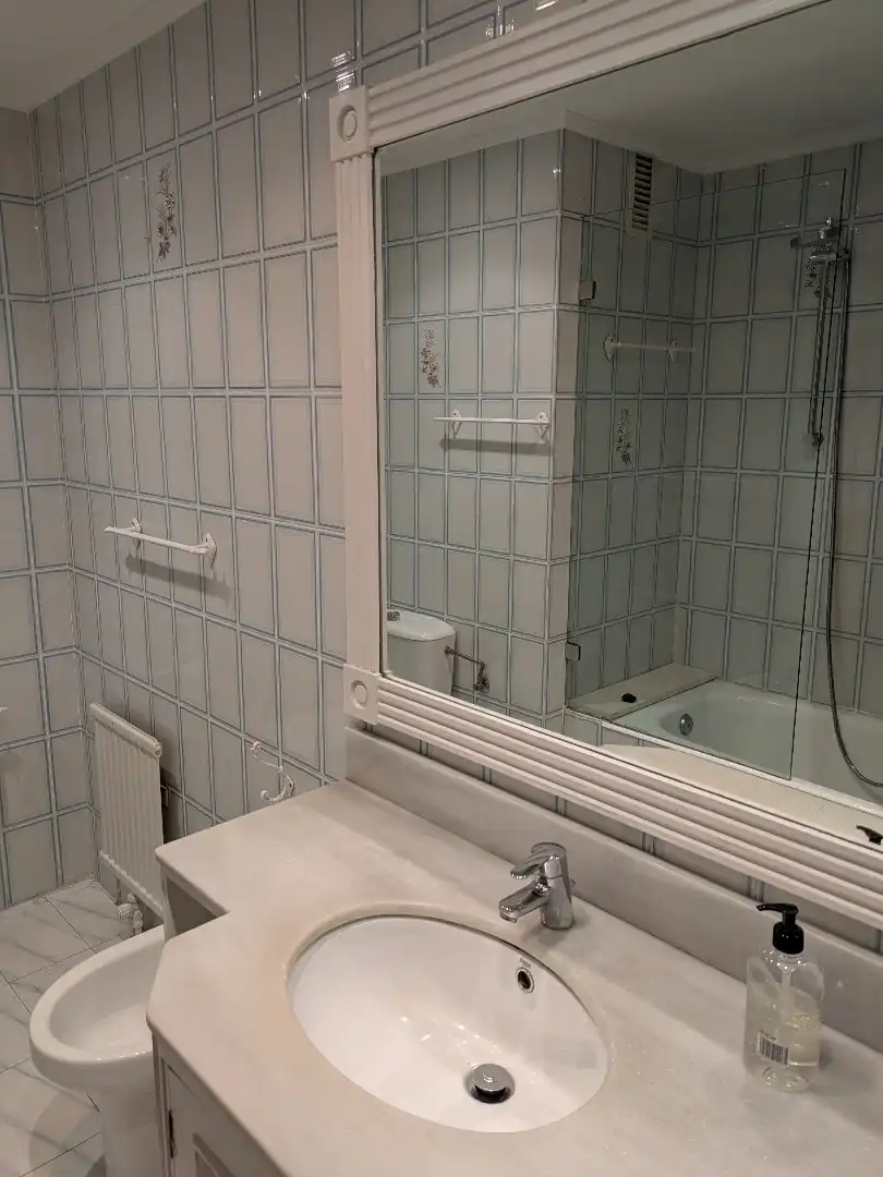 Baño de Piso en venta en Getxo  con Calefacción, Terraza y Trastero