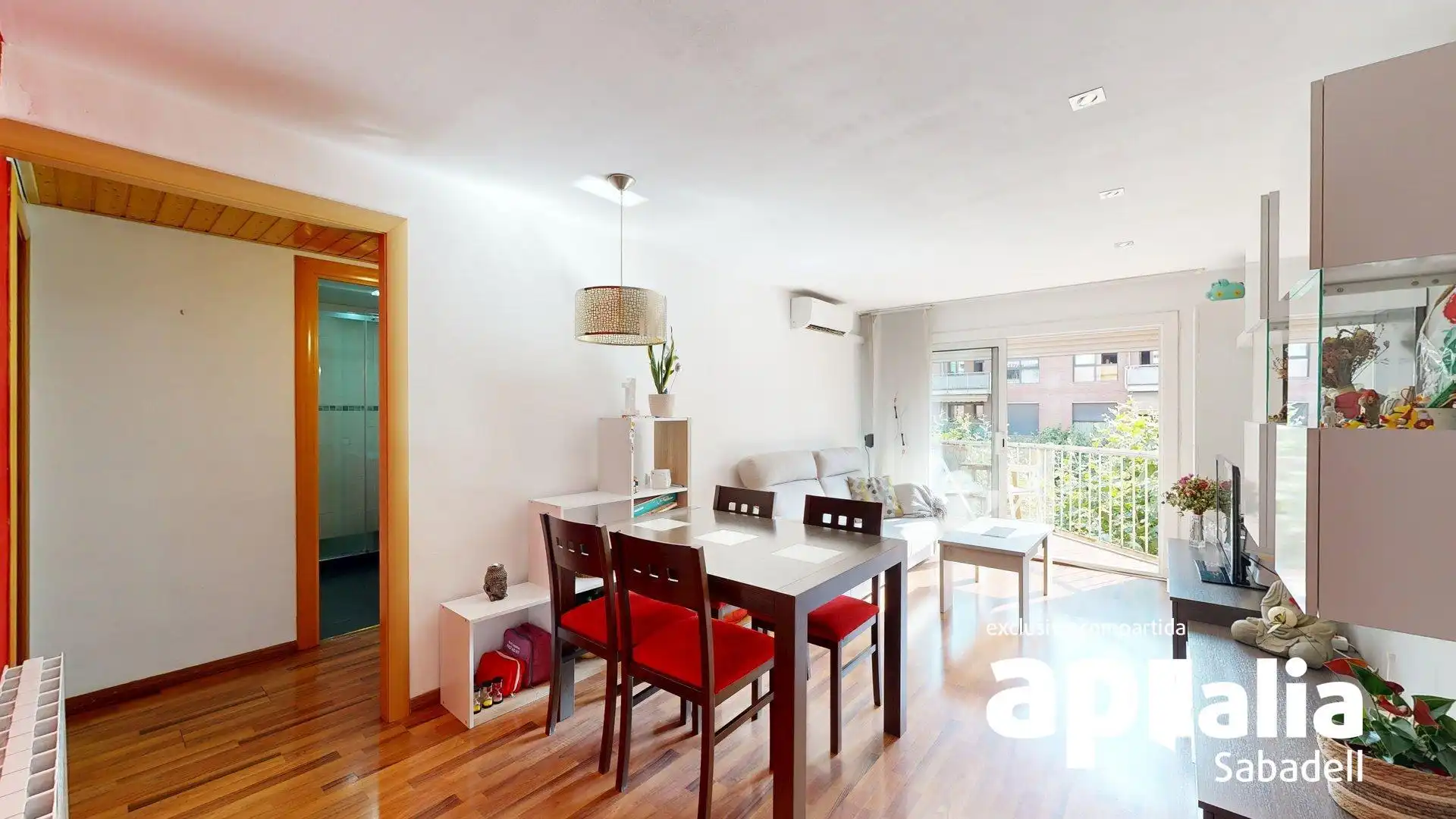 Wohnzimmer von Wohnung zum Verkauf in Barberà del Vallès mit Heizung, Terrasse und Balkon
