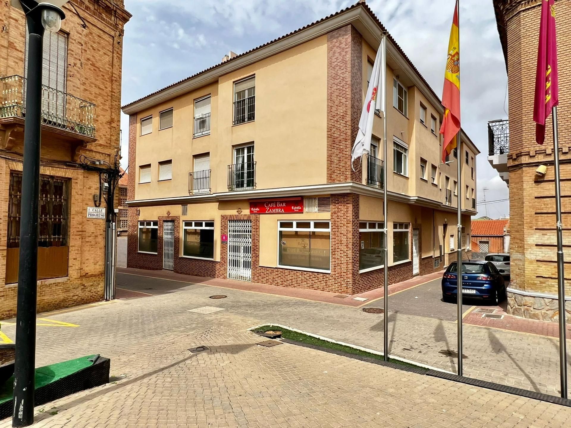 Exterior view of Garage to rent in La Unión