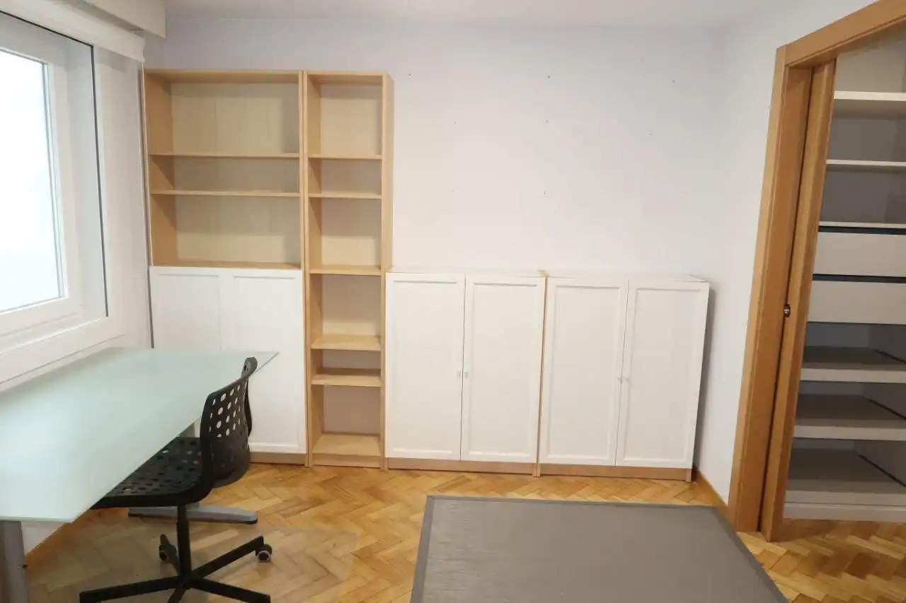 Piso con ascensor en venta en Almirante Romay, imagen 15