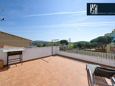 Casa con balcón en venta en Carrer Carrer Plans