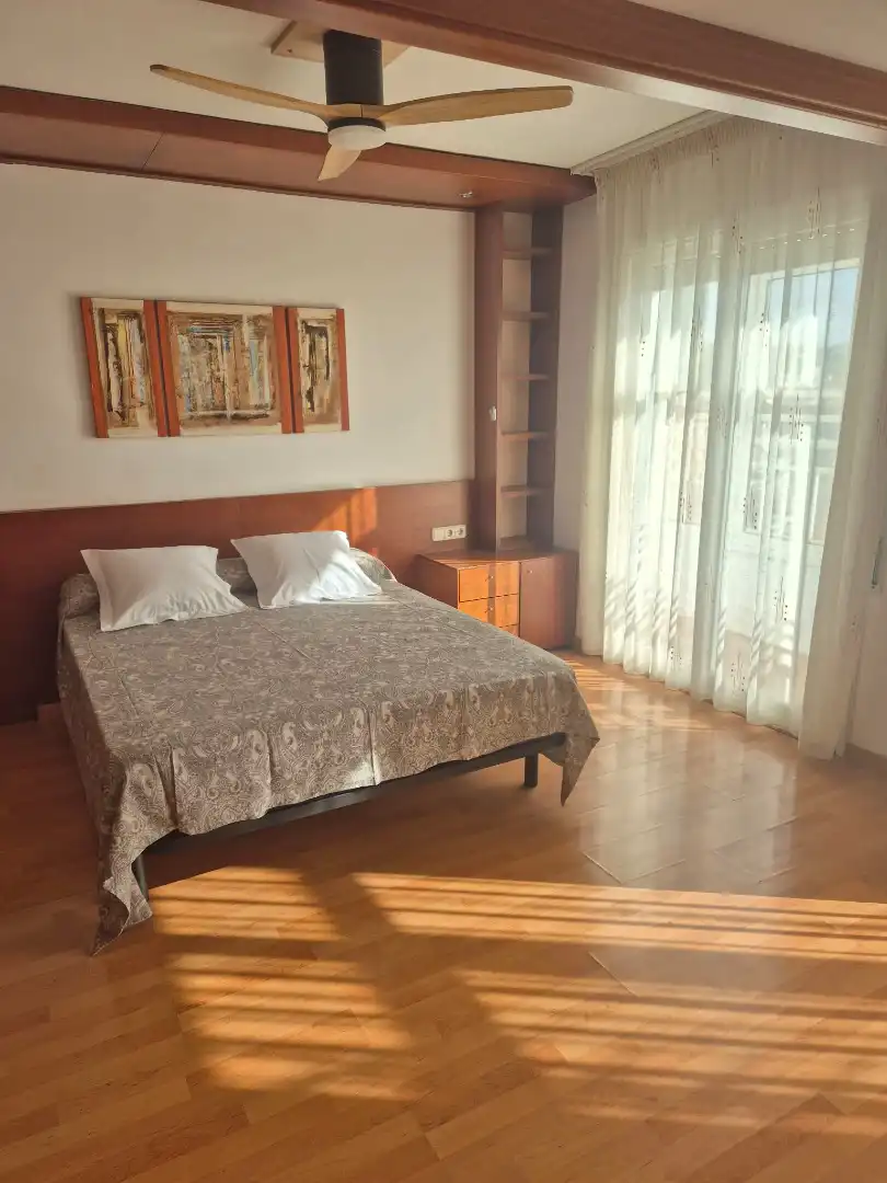 Schlafzimmer von Maisonette zum Verkauf in Calella mit Klimaanlage, Heizung und Terrasse