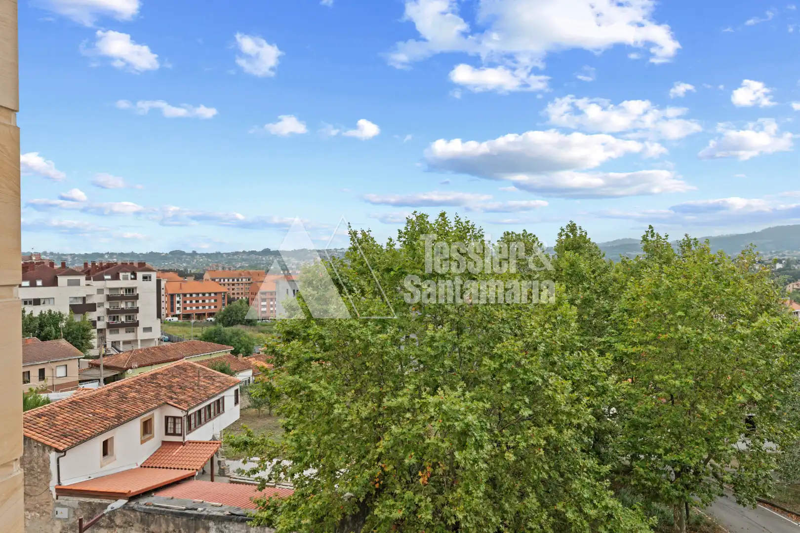 Exterior view of Flat for sale in Gijón   with Heating, Parquet flooring and Storage room