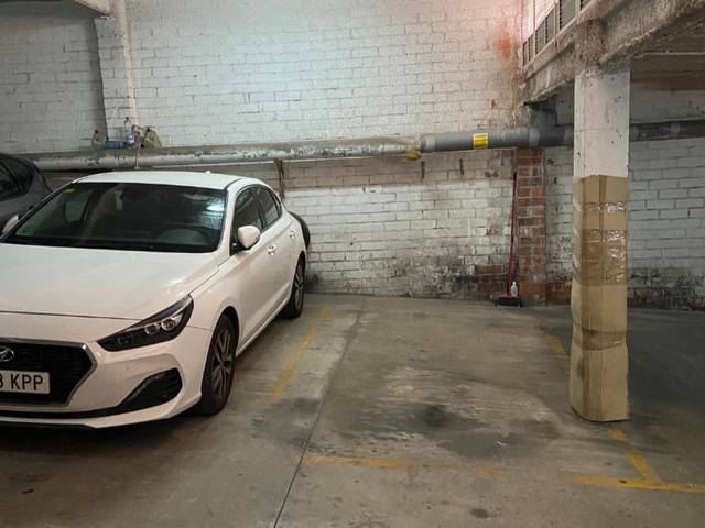 Garaje en Venta en Carrer del Llobregós, 174 en El Carmel