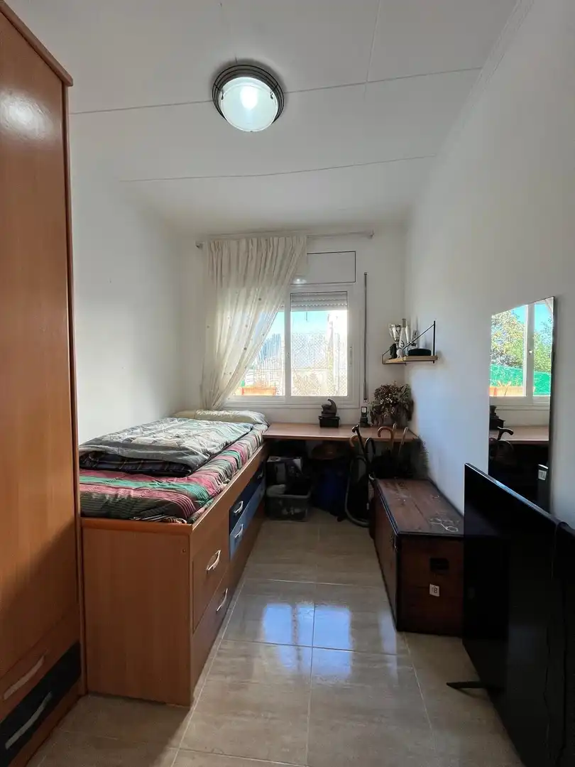 Habitación de Casa o chalet en venta en Sant Boi de Llobregat