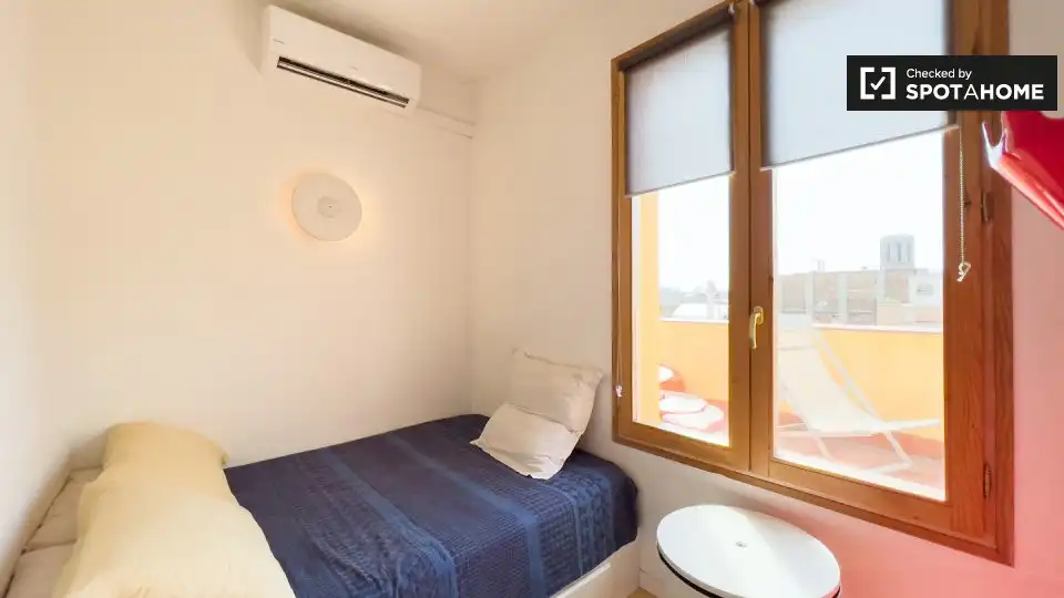 Piso con terraza en alquiler en Ciutat Vella, imagen 13