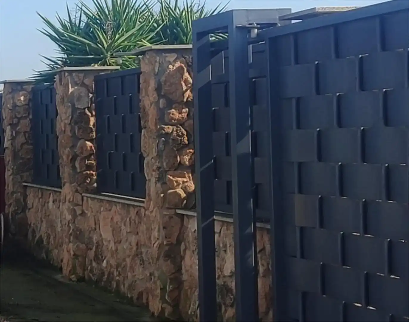 Exterior view of Land for sale in Guareña