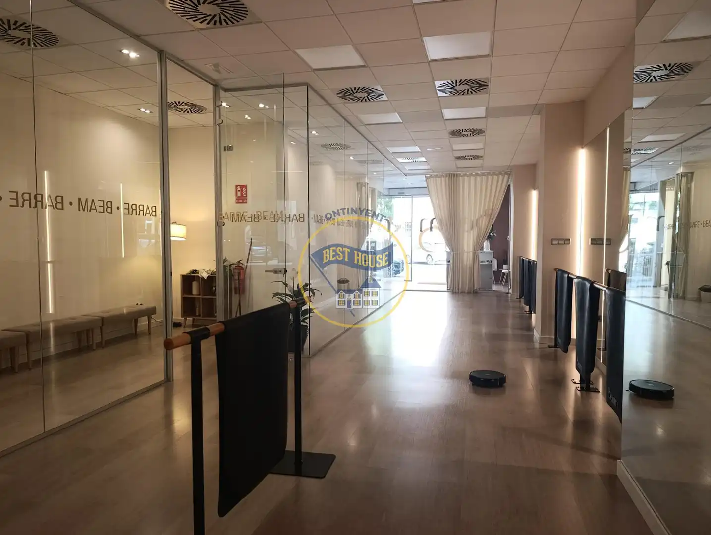 Locale commerciale in vendita a Sant Josep - Zona Hospital