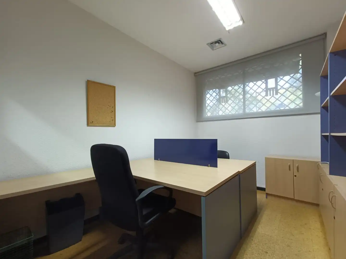 Office space with lift to rent in Este - Alcosa- Torreblanca, imagen 3
