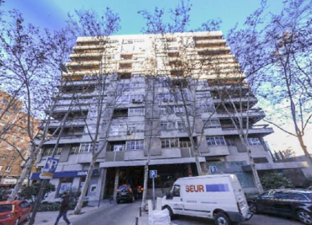 Local comercial en Alquiler en C/ General Yagüe en Castillejos - Cuzco