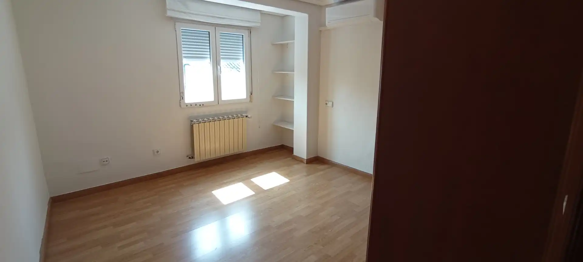 Dormitori de Casa o xalet en venda en Valladolid amb Aire condicionat, Calefacció i Jardí privat
