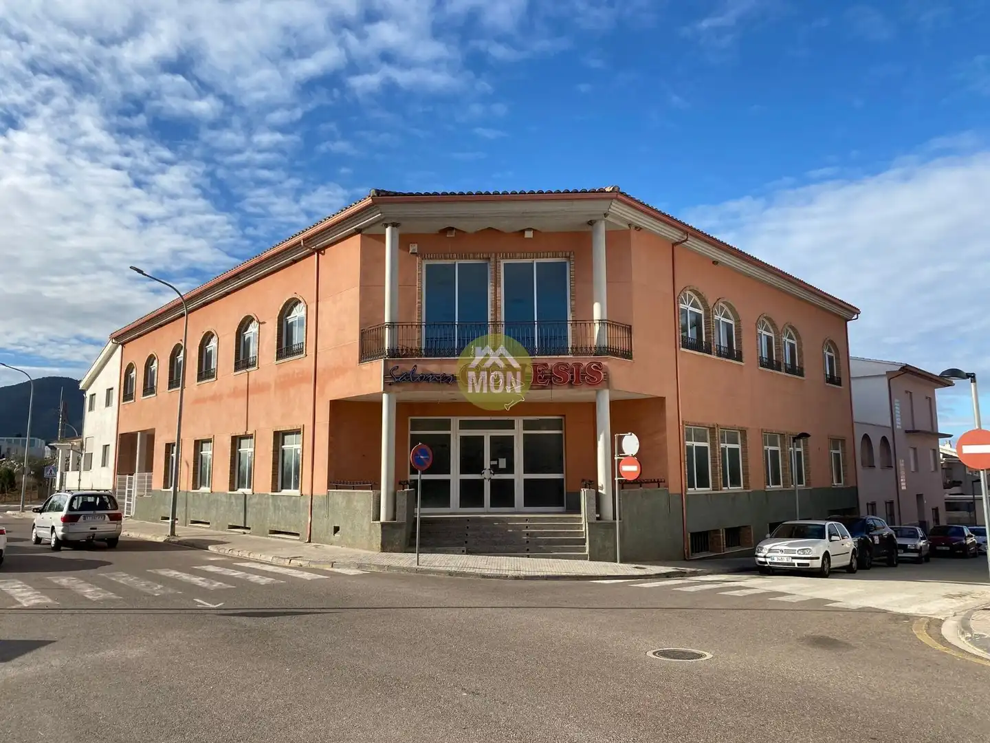 Edifici en venda a Castelló de Rugat