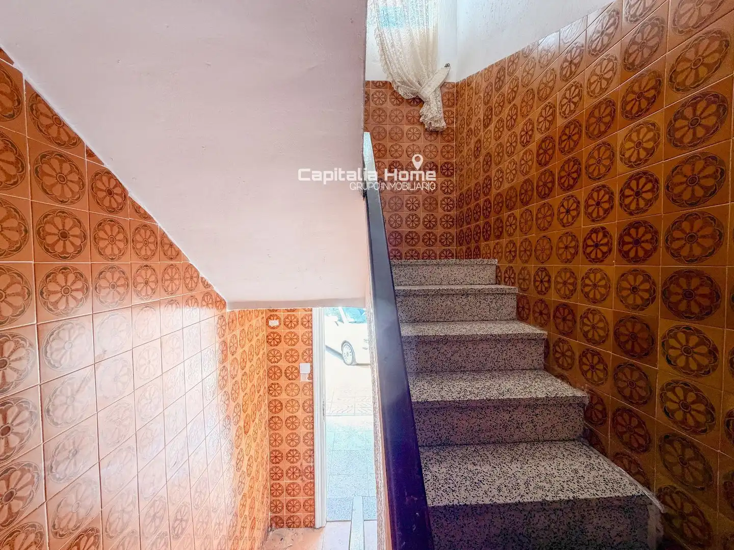 Wohnung zum Verkauf in Santa Pola mit Terrasse, Abstellraum und Möbliert