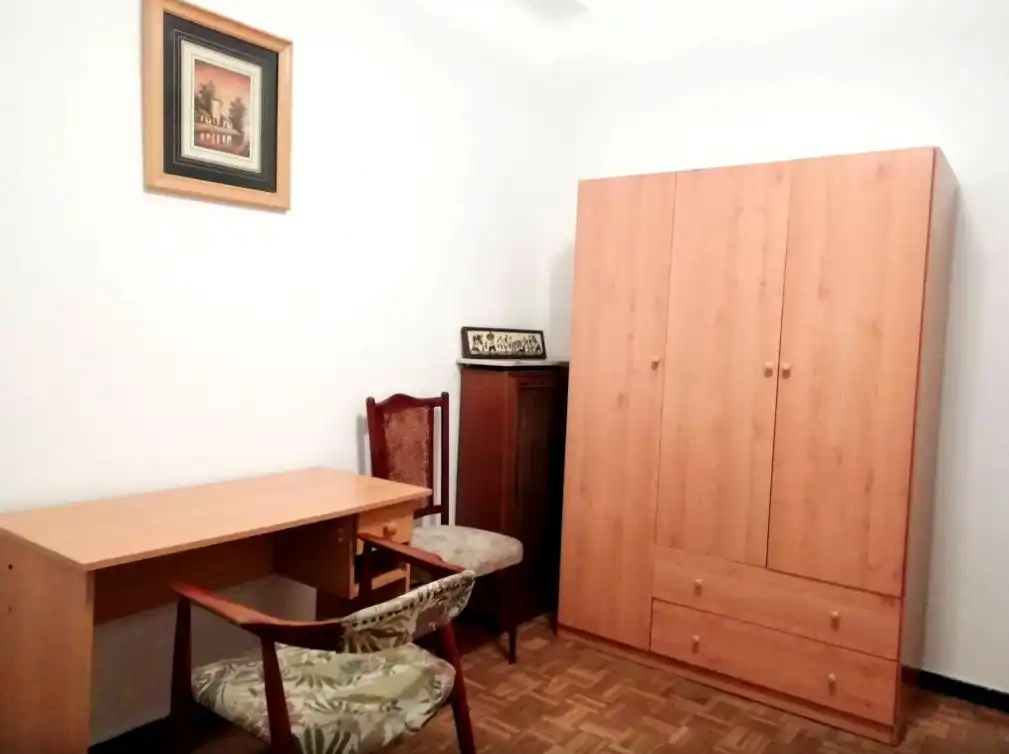 Habitación de Piso de alquiler en Zaragoza con Calefacción, Parquet y Amueblado