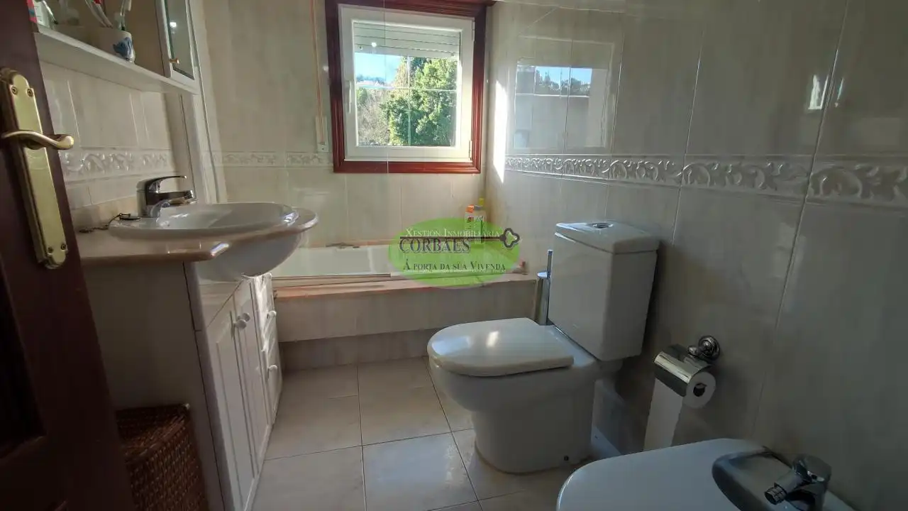 Chalet con terraza en venta en Toén, imagen 29