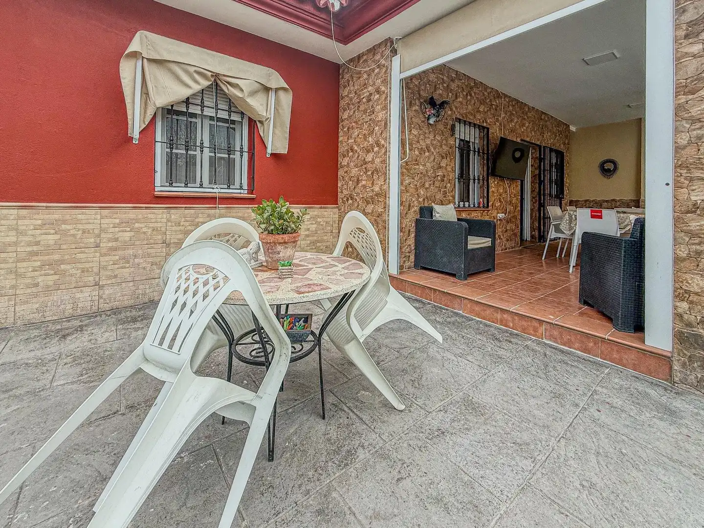 Terraza de Casa o chalet en venta en Dos Hermanas con Aire acondicionado, Jardín privado y Trastero