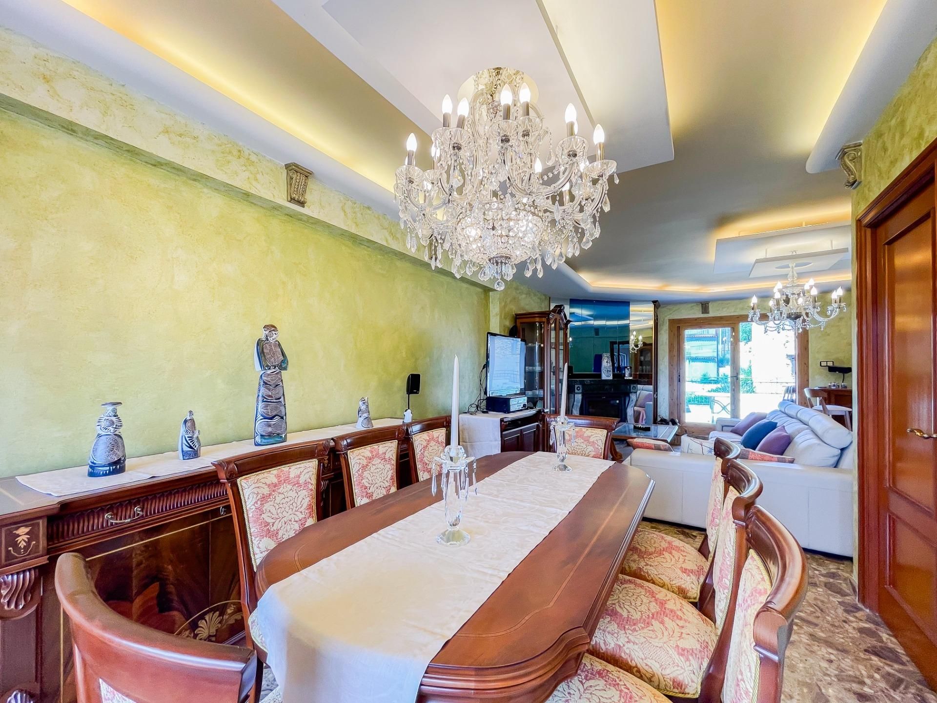 Comedor de Casa o chalet en venta en Chera con Calefacción, Terraza y Trastero