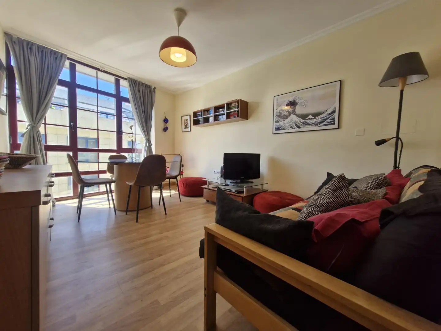 Sala d'estar de Dúplex en venda en Foz amb Calefacció, Terrassa i Moblat