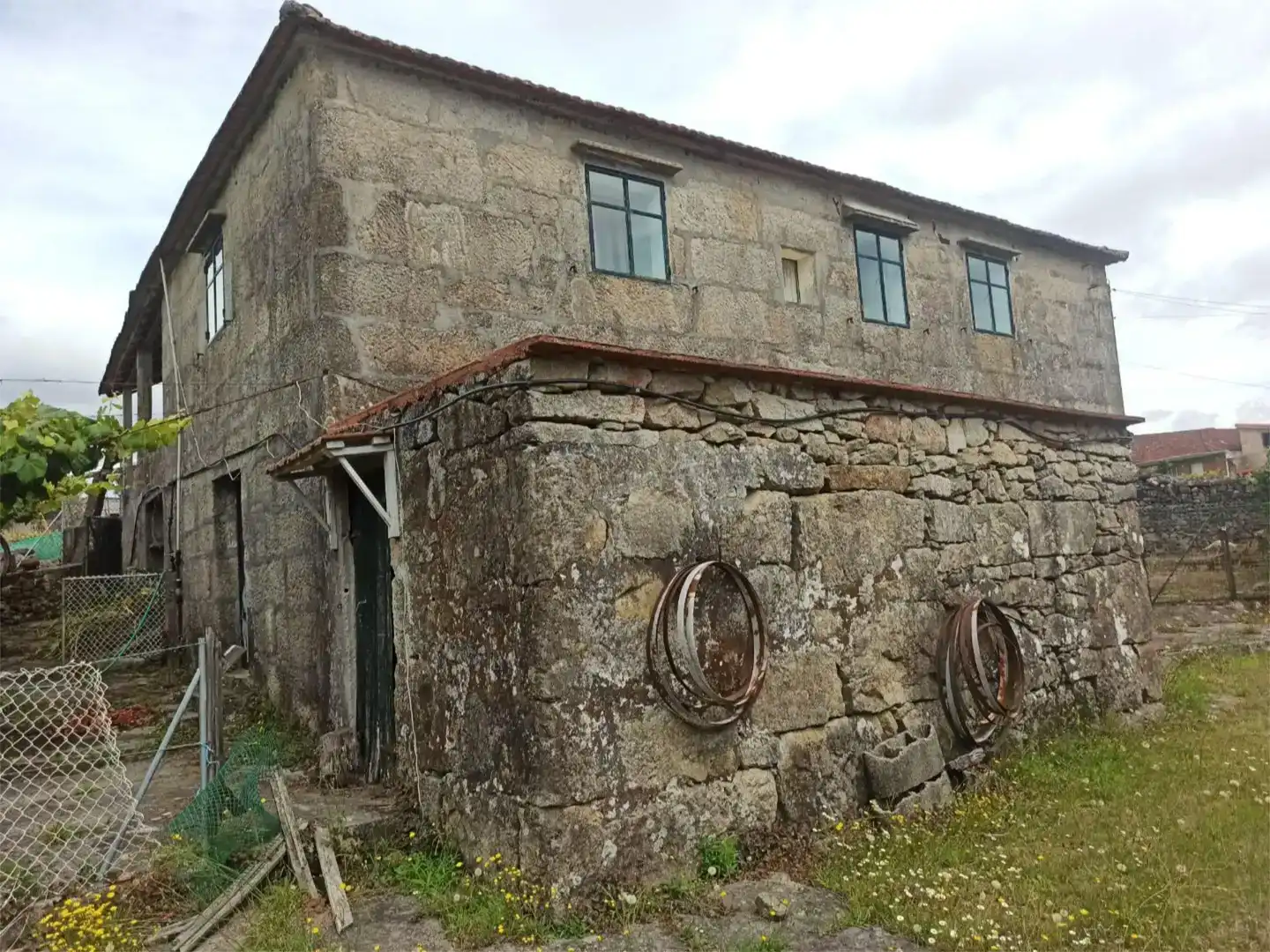 Vista exterior de Casa o xalet en venda en Ponte Caldelas