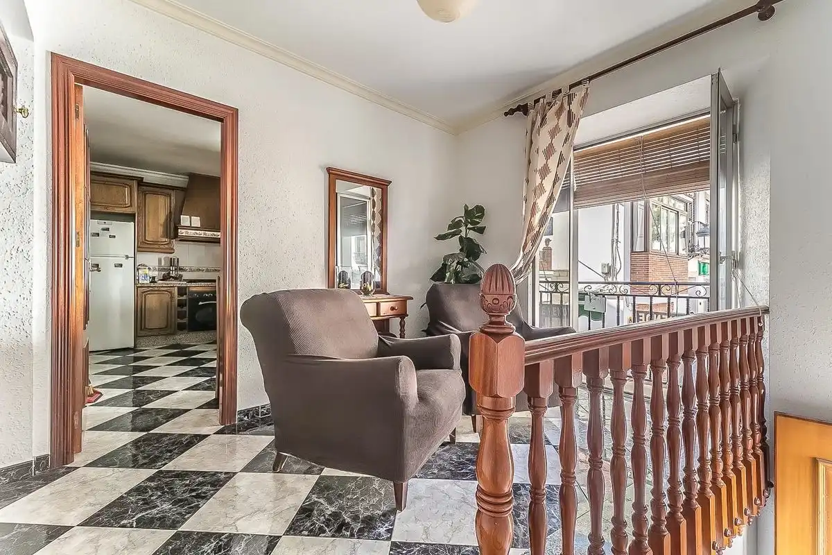 Casa con terraza en venta en Calle Malaga, imagen 3
