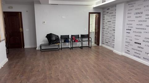 Foto 2 de Oficina en venta en Hospital,  Jaén Capital