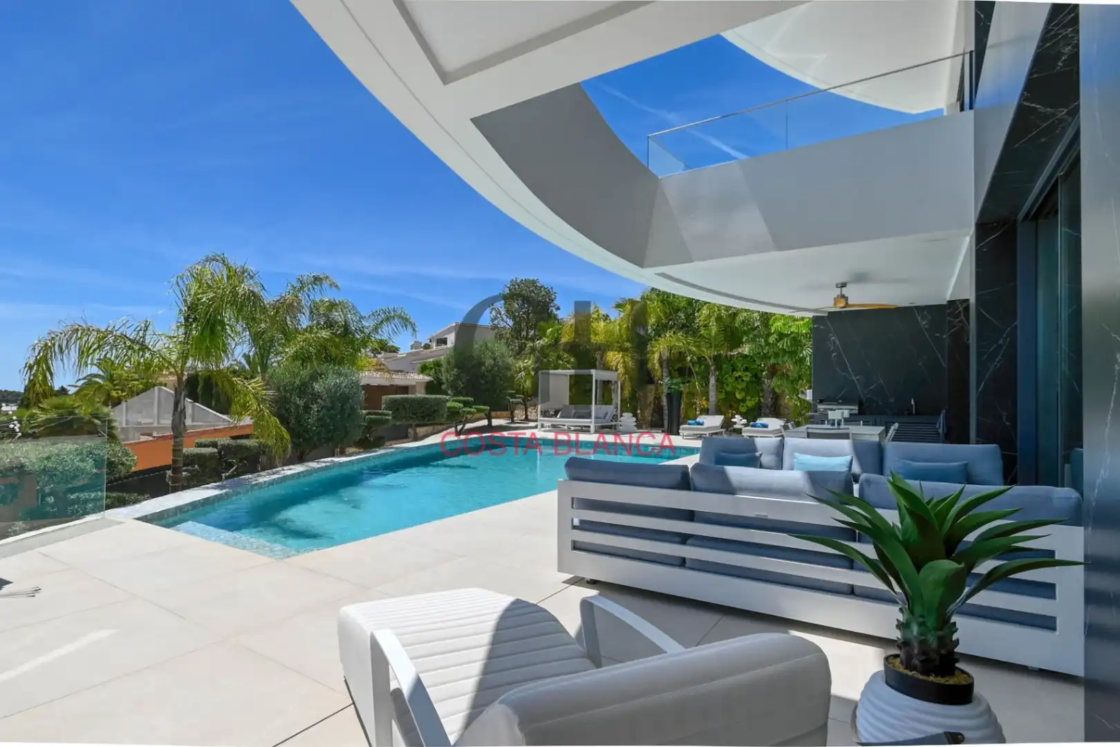 Terrasse von Haus oder Chalet zum Verkauf in Moraira mit Klimaanlage, Heizung und Privatgarten