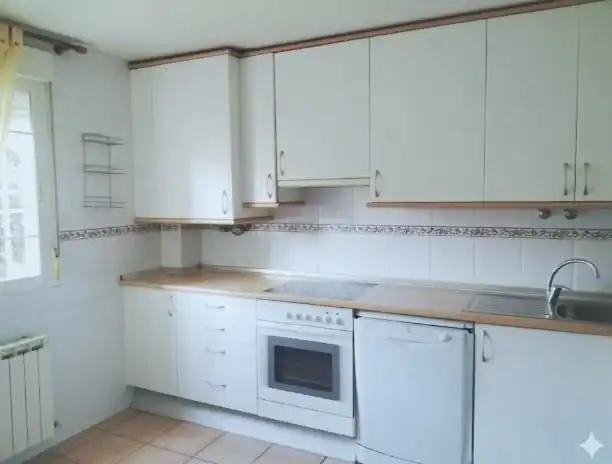 Cocina de Casa adosada en venta en El Álamo con Aire acondicionado, Calefacción y Jardín privado