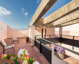 Terrace of House or chalet to rent in Algeciras  with Air Conditioner and Furnished