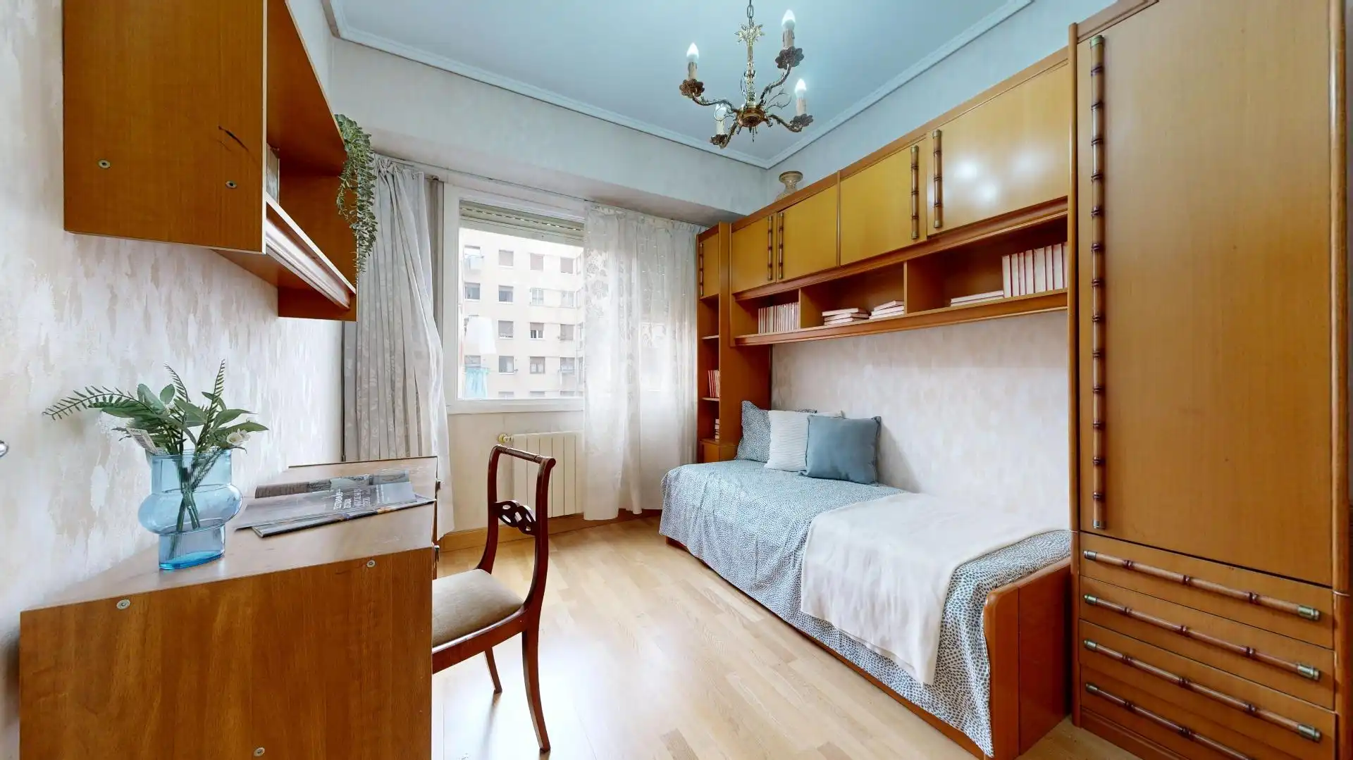 Bedroom of Flat for sale in Bilbao   with Heating and Balcony