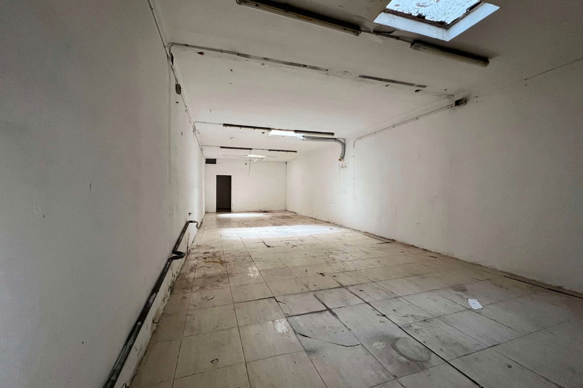 Local en venta en Sant Boi de Llobregat