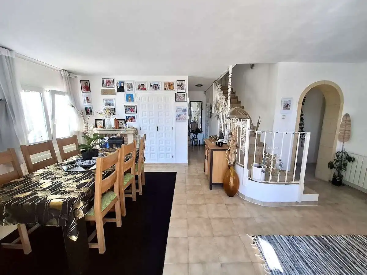 Comedor de Casa o chalet en venta en Guardamar del Segura con Calefacción, Jardín privado y Terraza