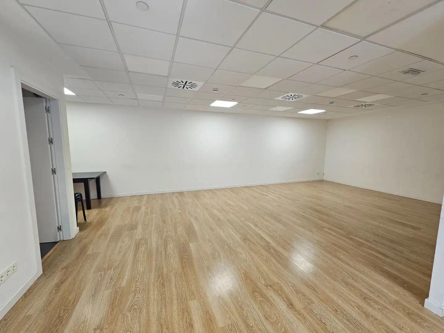Flat for sale in Barcelona  with Air Conditioner, Heating and Terrace
