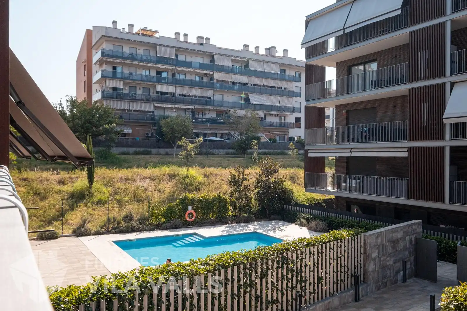 Piscina de Pis en venda en Ripollet amb Aire condicionat, Calefacció i Terrassa