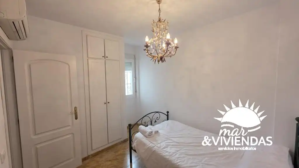 Habitación de Casa adosada en venta en Mojácar con Aire acondicionado, Calefacción y Jardín privado