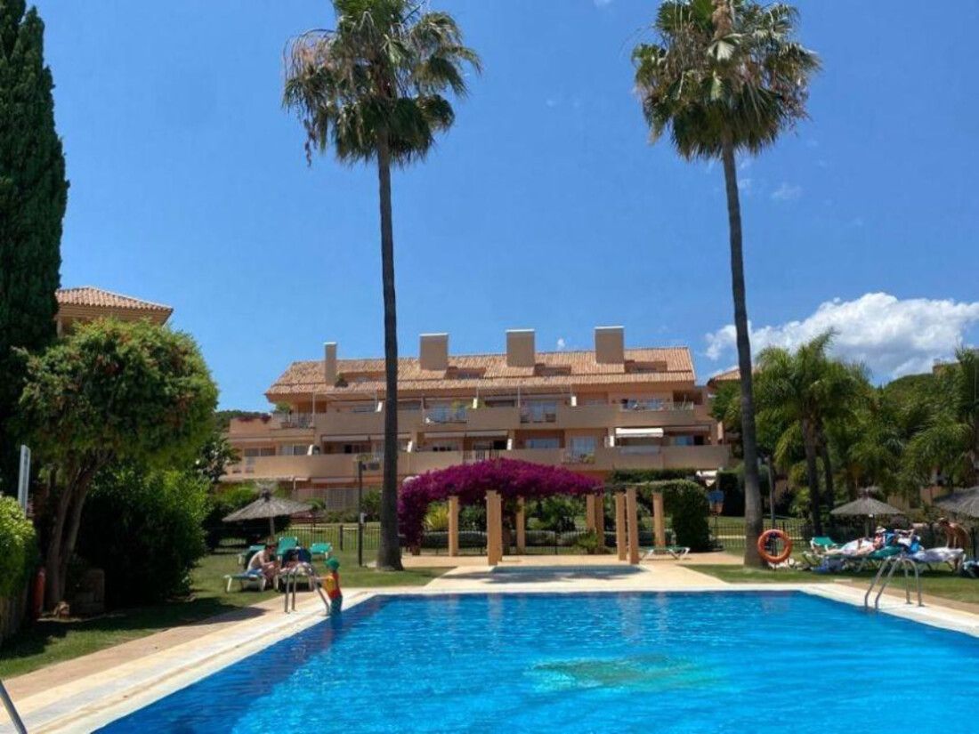 Jardí de Dúplex en venda en Marbella amb Aire condicionat, Calefacció i Terrassa