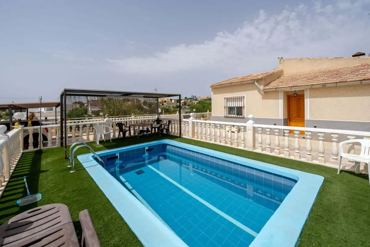 Swimming pool of Houses for sale in Albatera  with Air Conditioner, Heating and Private garden