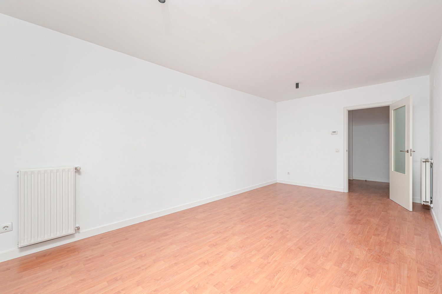 Living room of Flat for sale in Torrejón de Ardoz  with Parquet flooring and Storage room