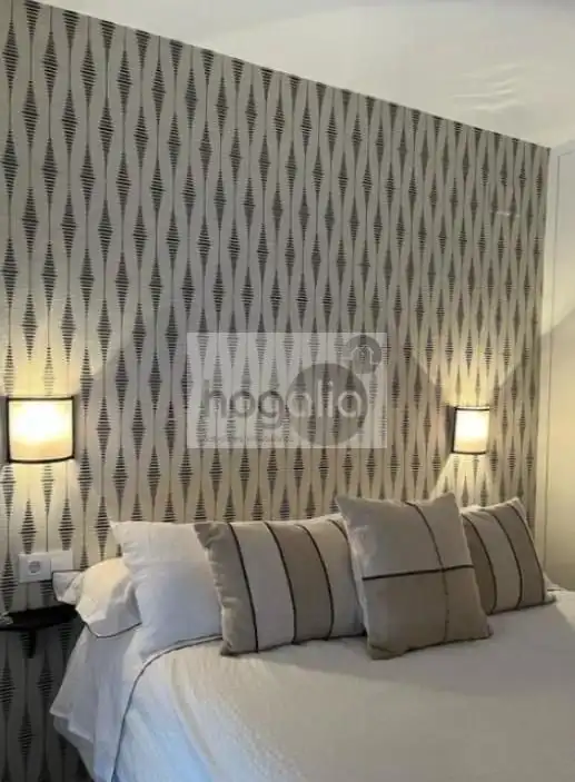 Schlafzimmer von Wohnung zur Miete in Sevilla mit Klimaanlage, Terrasse und Möbliert